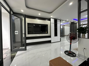 trung tâm đống đa - nhà mới full nội thất