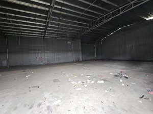 cho thuê 300m2 diện tích kho xưởng tại phú diễn bắc từ liêm hà nội lh 