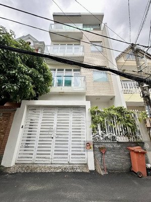 chỉ 11,9t - nhà 6,5x15m đúc 4 tầng 1 trục lê đức thọ đường xe 7 chỗ vào nhà