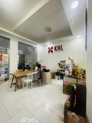 siêu vị trí kinh doanh mt sư vạn hạnh nhà mới 5 tầng hơn 15 tỷ.