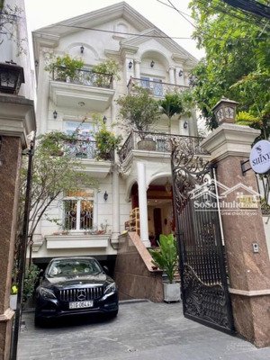 bán biệt thự sân vườn đường lam sơn, quận tân bình, dt: 7x 32m, 3 tầng thang máy, giá chỉ 39 tỷ tl