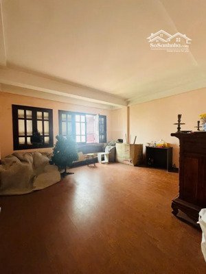 vị trí hiếm - cách đường phạm văn đồng 30m - nhà 6 tầng mặt tiền 5m diện tích 40m giá 9.9 tỷ