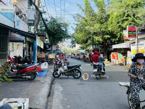 bán căn nhà mặt tiền kinh doanh đường số 6, ngay gần đỗ xuân hợp, chợ phước bình. 10,3 tỷ tl