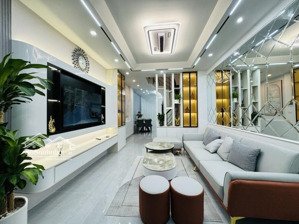 siêu hiếm nhà đẹp trung tâm thanh xuân 5 tầng, 5 ngủ, full nội thất giá 7x tỷ, lh 