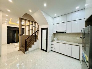 bán nhà đẹp khương trung - nhà mặt ngõ nông - 2 thoáng - gần phố ô tô tránh - 39m2*6t giá 8,7 tỷ