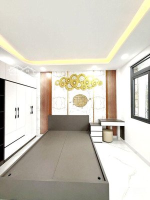 nhà góc 2 mặt t iền hẻm thông xe hơi gần him lam, quận 7 nhỉnh 5.tii xíu