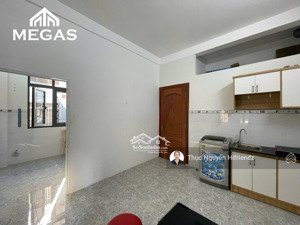 căn 1 phòng ngủ tách bếp diện tích rộng ngay cầu vượt 3/2 chỉ 5 phút đến ueh quận 10
