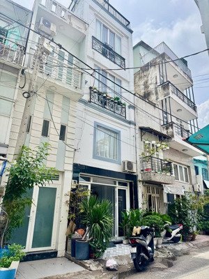 cho thuê nhà hẻm xe hơi vũ huy tấn, p3, bình thạnh - 4x7m - 3 tầng - 3pn 4wc