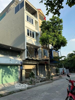 chính chủ bán nhà 6 tầng, có thang máy khu phân lô, ô tô đỗ cửa, dt 80m2. lh : 