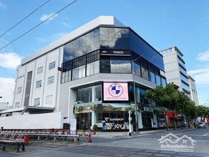 bds hot, hdt: 1.7 tỷ, bán 28 tỷ, building 4 tầng, góc 2mt, thương hiệu thuê ổn định.