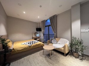 chính chủ cho thuê chdv mới 100% siêu ấm cúng ngay trục đường lớn thuận tiện đi lại các trường đh