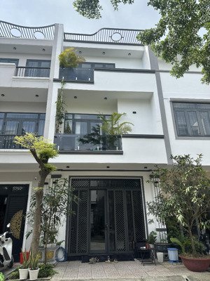 bán căn nhà ở tâm huyết 2 lầu tặng nội thất - nhà hoàn công an phú thuận an