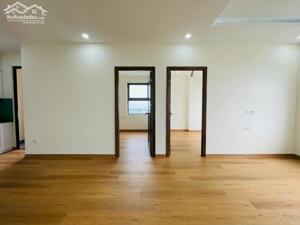 Cần Bán Căn 3 Phòng Ngủ Thương Mại, Vào ở Được Ngay, Đã Có Sổ Đỏ