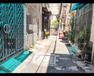 nhà nghĩa pháp phường 6 quận tân bình, giao thông thuận tiện gần các trường điểm cấp 1 cấp 2 cấp 3.