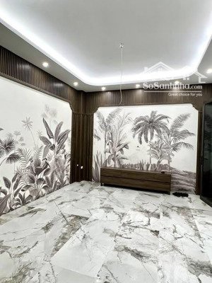 thượng thanh - 6 tầng - 4phòng ngủ - 5 vệ sinh - ngõ thông - 6 tỷ hơn