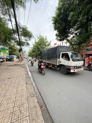 bán nhà mtkd tân quý, q. tân phú4,7x10,5m, nhà 3 lầu, giá 8,2 tỷ tl
