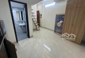 bán tòa chdv 5 tầng, thang máy trâu quỳ gần hv nông nghiệp. 18 phòng thuê full dòng tiền 70tr/th