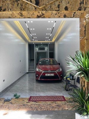 bán nhà nguyễn sơn, long biên, 6 tầng 38m2 ô tô, thang máy, 10m ra mặt phố nguyễn sơn full nội thất