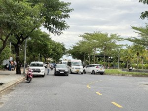 bán lô đất thuộc làng đại học đà nẵng - đối diện cổng trường đại học fpt