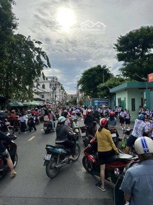 bán nhà mặt tiền phan thị hành, 9,3 tỷ, 56m2 dt: 4.2 x 14m, 5pn, 5wc, mặt tiền 16m