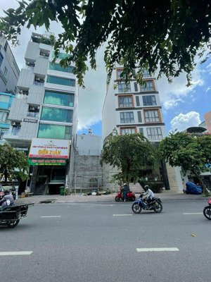 bán gấp đất điện biên phủ, q.1 - 21 x20m (cn 390 m2) - ctxd: hầm 8 tầng - giá chỉ 82 tỷ chốt nhanh