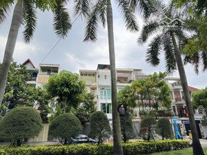 bán nhà đặng thuỳ trâm cách đh văn lang 50m, 4 tầng có gara ô tô, sân thượng, giếng trời, công viên