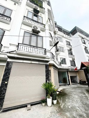 nhà gần nhổn-5 tầng-ô tô đỗ cửa- khu dân cứ phát triển