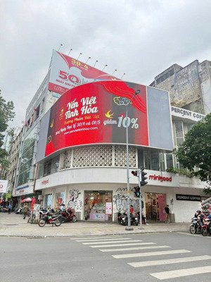 cho thuê nhà góc 2 mặt tiền: 211 nguyễn thái học - phạm ngũ lão, phường phạm ngũ lão, quận 1