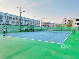 bán shophouse tại thăng long central city, 4,5 tỷ, 130m2, 3pn, 3wc, hot!