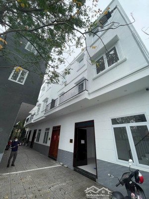 bán nhà riêng gần cụm công nghiệp thanh oai, 2,8 tỷ, 32m2, giá cực chất