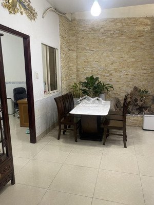 giảm giá cực mạnh giảm 1,3tỷ chỉ còn 11,7tỷ nhà 3tầng dt124m2 mặt tiền lê đình quản pcát lái quận 2