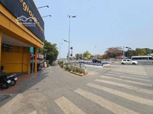 bán nhà mặt phố xuân diệu, 70 tỷ, 120m2, hàng hiếm tại quảng an, tây hồ, hà nội