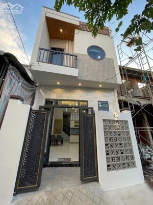 Nhà trệt lầu hẻm ngang Trường Đại Học Cần Thơ