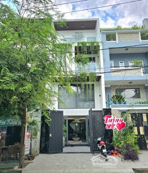 nhà mặt phố 4 tầng - đường 12 met, phường phú mỹ, quận 7 - kế the era town