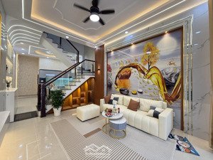 nhà bên trường học, đường nguyễn thị sáu, dt:4x15m, trệt, 2lầu, sân thượng, 4pn, sân trước, 5,75 tỷ