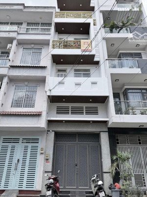 chdv 20p k kín tnhập ~1tỷ /1năm, h12m thông, sát đh v lang, sát dq hàm, emart 96m2x6tầng* hơn 16ty