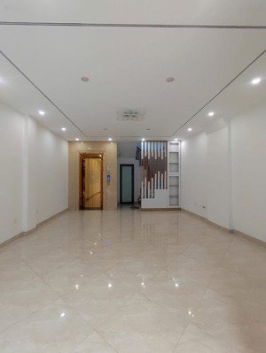 bán nr mậu lương, kiến hưng, hà đông, hn, ô tô đỗ cổng, thang máy, giá tốt 6,5 tỷ, 33m2