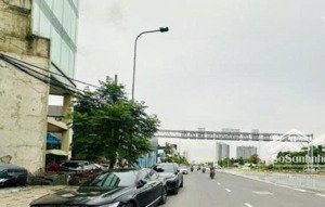 chính chủ bán nhà mặt tiền 492 nguyễn văn linh, p. tân phú, quận 7 vị trí đắc địa, giá tốt