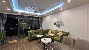 chính chủ cần cho thuê nhanh ch 2n full nt đẹp như ảnh tại discovery complex. lh em 