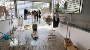 HƠN 8 TỶ, NHÀ LÕI GIA THỤY 40M, 5T, MT 4M, Ô TÔ VÀO NHÀ, NGÕ THÔNG, DÒNG TIỀN ĐỀU.