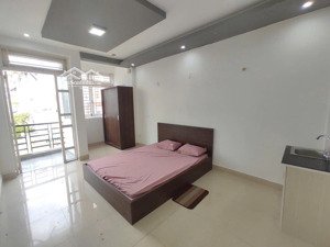 cho thuê căn hộ cạnh ueh 70m đi bộ