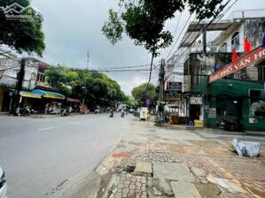 Nhà mặt tiền Phan Trung, Tân Mai, Biên Hòa, Đồng Nai, 137m2, giá 13 tỷ 800.