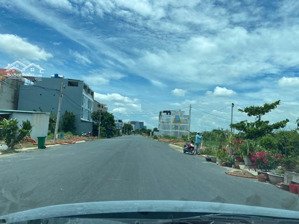 cần bán nền biệt thự diện tích 200m2 tọa lạc trong khu dân cư 13a hồng quang