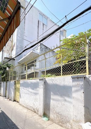 hẻm xe hơi - diện tích lớn - thông số đẹp (8.6*20m) tiện xây chdv - giá chỉ 13 tỷ hơn