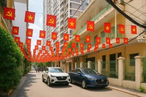 nhà mặt ngõ thái hà - 50m2 - 5 tầng - ô tô đỗ cửa ngày đêm - kinh doanh sầm uất mọi mặt hàng