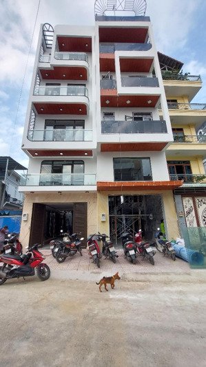 bán gấp! giảm 500 triệu căn nhà vừa hoàn thiện xong,có ô chờ thang máy