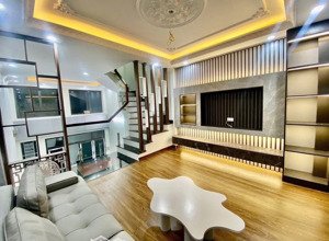 bán nhà tây sơn vỉa hè kinh doanh ôtô vào nhà dt 50m 4t mt4.4m chỉ 12.5 tỷ