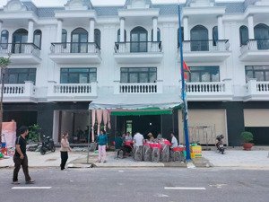nhà phố shophouse liền kề 100m2 giá sốc 3.9 tỷ - thăng long luxury