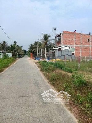 còn 4 nền sổ f0 nằm phía sau siêu thị điện máy chợ lớn, ql60, bình phú, bến tre giá 390 triệu/120m2