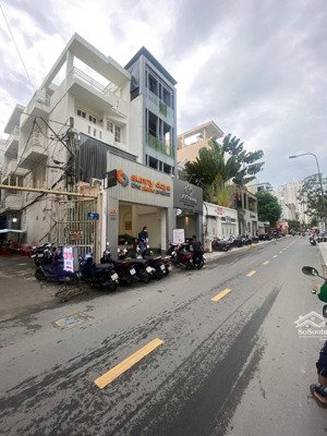 bán nhà mt 22 đặng dung, tân định q1. 5 tầng giá 22 tỷ